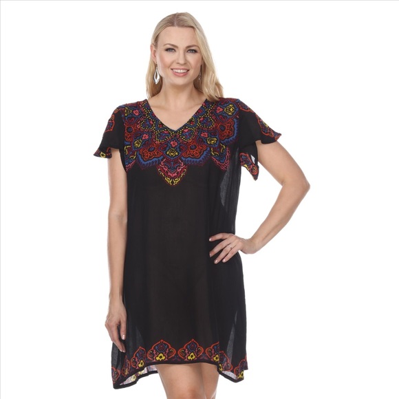 Shoreline Dresses & Skirts - V-Neck Printed Dress - Black